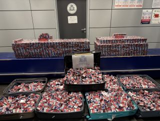 Importation frauduleuse - la douane saisit 124.000 cigarettes ‎