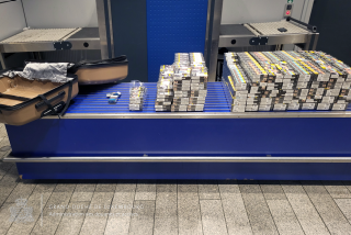 Zoll beschlagnahmt fast 3 Millionen Zigaretten am Flughafen Luxemburg in 2025